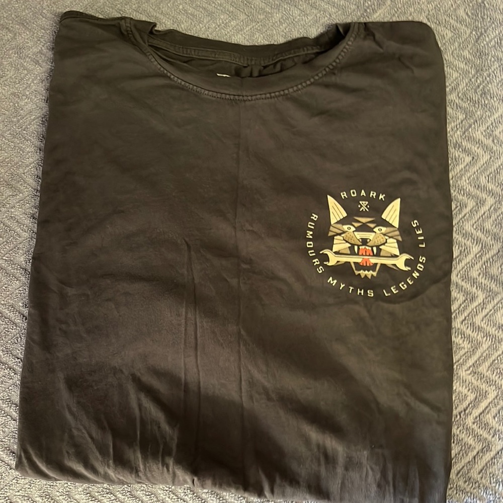 Roark surf t-shirt